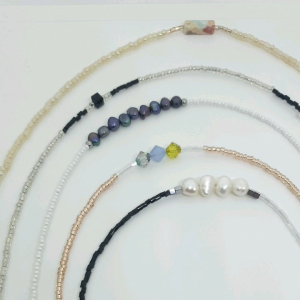 Kalung Choker Wanita: Desain Natural & Fashion