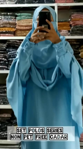 Gamis Basic Tifah Set Khimar: Pilihan Pakaian Ibu Beribadah Wudhu Friendly