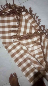 Taplak Meja Makan 6 Kursi Ukuran 200×200cm Model Rumbai Tenun Tradisional