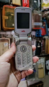 Sony Ericsson W300i Full Original All Operator