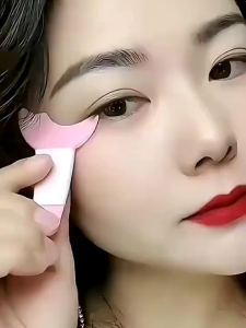 Alat Bantu Aplikator Maskara Eyeliner Eyeshadow 3 in 1 Serbaguna