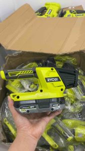 Đèn RYOBI 18v SIÊU TIẾT KIỆM PIN CỔ XOAY 360 ĐỘ TIỆN LỢI DỄ DÀNG SỬ DỤNG