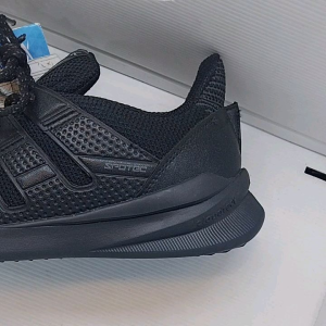 SEPATU SPOTEC SALVADOR