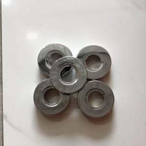 Nắp chụp chân sen tắm nắp che đầu ống nước thiết bị vệ sinh WC