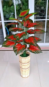 Pohon keladi artificial 18 daun dengan pot rotan bambu