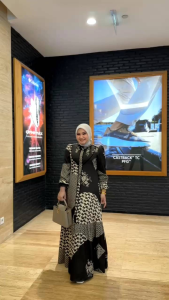 ALLURA DRESS SERIES 2 BY IRNA EMERALD