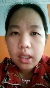 กดปุ่ม หนึ่งในตัวเอง กระเป๋าเดินทาง คันชัก ล้อลาก คันจับ คันลาก แกนลาก ที่ลาก