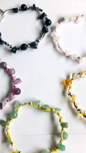 Gelang Tali Batu Alam: Aksesori Alami Untuk Keseharian