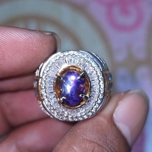 natural metalic purple sapphire star ceylon safir srilanka no treatment BODY GLASS