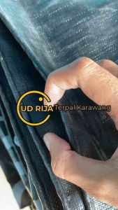 Terpal Tebal A12 Hitam: Perlindungan dan Ukuran yang Tepat