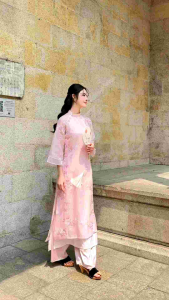 Siêu phẩm áo dài cách tân ren cao cấp đẹp mềm mại nhẹ nhàng hoa thêu cao cấp sang chảnh anht thật 100%