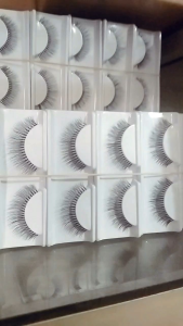 Bulu Mata Lusinan Model Random isi 12 Pasang Free Mika Penutup