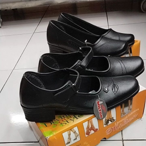 SEPATU MILTON PANTOPEL WANITA SEPATU PASKIBRA SEPATU PANTOPEL RED WINNER