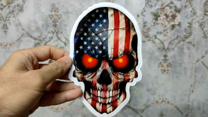 สติ๊กเกอร์ กะโหลก ลายธงUSA ผี ปีศาจ แบบสั่งทำเฉพาะ ไม่ซ้ำใคร สีสดใส กันน้ำได้ ทนแดดและฝน เคลือบUV สีไม่ซีดจาง ลอกออกง่าย ไม่ทิ้งคราบกาว