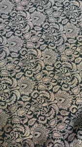 Fabrica_shop ผ้าทอลายสอดดิ้นทอง หน้ากว้าง 45 นิ้ว (1.14m) เกรดดี เรียบหรู