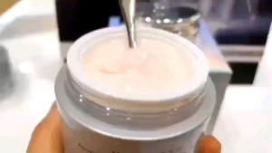 【至尊版】𝙈𝙖𝙜𝙚𝙡𝙞𝙣𝙚 𝙍𝙚𝙫𝙚𝙧𝙨𝙚 𝙏𝙞𝙢𝙚 𝙁𝙖𝙘𝙞𝙖𝙡 𝘾𝙧𝙚𝙖𝙢 𝟓𝟎𝙜 #Bright#Hydrating麦吉丽逆时光奇迹面霜50g#滋润#保湿#提拉#紧致#淡化细纹