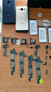 linh kiện điện thoại samsung glaxy A500 tháo máy