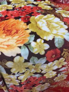 Hot Sale!! Brown floral patterned fleece blanket for warmth and comfort. Queen Size/1.2kg