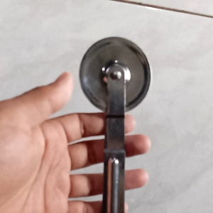 pemotong pizza stainless murah