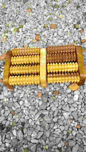 นวดเท้า ลูกระนาด แป้นนวด 4 แถว นวดเท้าคลายเส้น  ขนาด 7.5*12.5 นิ้ว ข้อมูลเพิ่มอ่านด้านล่าง