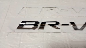 EMBLEM KAP MOBIL BRV: Emblem Mobil Berkualitas