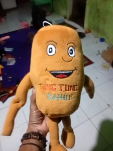 BONEKA TUNG TUNG SAHUR