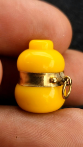 น้ำเต้าดูดทรัพย์หลวงพ่อสดแท้จากวัดปากน้ำ รุ่น 2 ปี๒๕๑๔นิยม สีเหลืองสว่างเรืองรอง เลี่ยมทองคำแทั