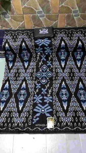 Sarung Astsaqolain Motif Kawung & Piramid Terbaru
