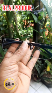 Kacamata Pria Double Fokus Progresif Photocromic Antiradiasi Berubah Warna Baca dan Jalan