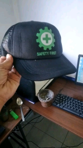 topi jaring trucker murah topi safety firsh free stiker dtf