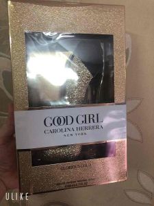Nước hoa nữ Goodgirl vàng