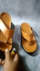 Sendal kulit Pria casual elegan kekinian premium