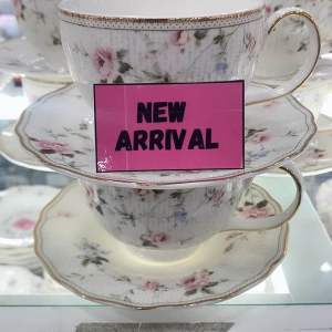NEW ARRIVAL HOT🔥SALES LANGKAWI READY STOCK!!QUEENS PREMIUM PORCELAIN 13PCS TEA SET WITH TEA POT-