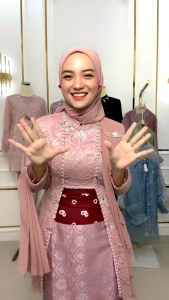 Set Couple Batik Sarimbit Kebaya Pink: Mengenal Batik Kerja Warna Pink, Blouse Anak Remaja Dusty Pink, dan Kebaya Lamaran Termurah