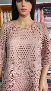 เดรสลูกไม้