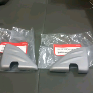 Ốp gác chân sau sh 300i