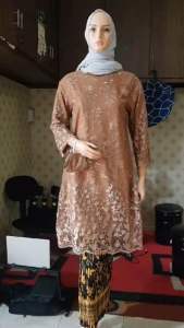 LANGSUNG DIKIRIM 8 WARNA BISA DIBAYAR DI TEMPAT KEBAYA TUNIK PANJANG/KEBAYA TERLARIS 2021/KEBAYA WISUDA
