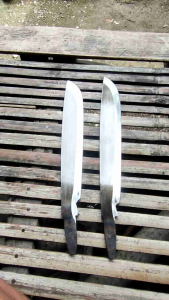 TERMURAH DI LAZADA!! PERKAKAS KEBUN GOLOK KEBUN MODEL MACCODO TAHAN BANTING GOLOK PERKEBUNAN TEBAS KAYU BAMBU TAHAN BANTING TIDAK MUDAH TUMPUL TAHAN LAMA TERBUAT DARI BESI PER DELMAN BESI LANGKAH TERBAGUS MULUS TIDAK BERGELOMBANG