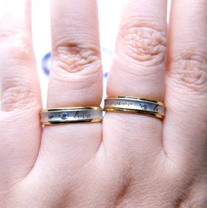 [GRATIS CETAK NAMA] Cincin Couple Titanium Anti Karat M08 | Cincin Pasangan | Cincin Hadiah | Cincin Lamaran | Cincin Tunangan | Aksesoris Pria Wanita