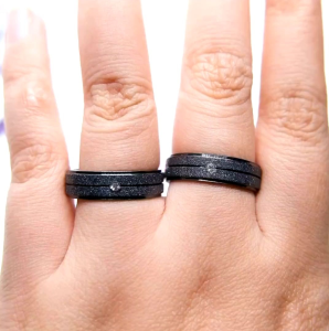 [GRATIS CETAK NAMA] Cincin Couple Titanium Anti Karat M04 | Cincin Pasangan | Cincin Hadiah | Cincin Lamaran | Cincin Tunangan | Aksesoris Pria Wanita