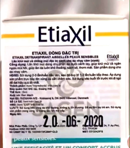 Lăn Khử Mùi EtiaXil Nhãn Xanh Cho Da Nhạy Cảm 15ml Detranspirant Traitement Roll-On Peaux Sensibles