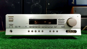 แอมป์Onkyo 5.1รุ่นTX-SA500 จากตู้ญี่ปุ่นมือสอง ใช้ไฟ100 ส/ก/ย /15/43.5/37.5/cm. หนัก 9.6kg. หน้าจอยังไม่ได้ลอกฟิล์ม กันรอยออก ใช้งานได้ปกติเสียงสมบูรณ์ ออกครบทุกช่องเสียง ซื้อไปไม่ต้องลุ้น เสียงสมบูรณ์ 100% เสียงใสชัดเจน เสียงดีเสียงดีไม่แพ้รุ่นใหญ่