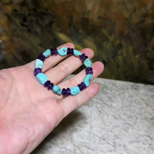 Freeform natural American Turquoise and 8mm abacus shape Amethyst bracelet 天然随形美国松石8毫米紫晶算盘子手链