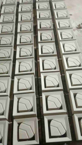 Loster Beton Minimalis & Lubang Angin Modern