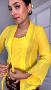 DISC 30% FLASH SALE!!! KEBAYA KUNINGAN LENGAN PANJANG & LONCENG SKIN MELON SIFON VIRAL