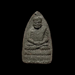 พระหลวงปู่ทวด รุ่นบูรณะโบสถ์ วัดประสาทบูรณาธิปไตย ปี พ.ศ. 36 เนื้อว่านผสมผง (เนื้อดำ) แท้รับประกัน #4155