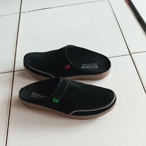 Bustong Pria Sepatu Bakpau Sepatu Sandal Sandal Slop / Hafiz Shoes