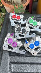 1 CNC สำหรับผ้าเบรค✅ งานCNC พร้อมขาจับแถม W125R/S/บังลม/W110i/LED/W125LED/Sonic/FINO จานเดิม/FINO จาน 220 ปั้ม - ราคาเสริม