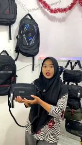 Tas Selempang Bahu Pria PEGE Hugo Slingbag Hitam Polos 3in1 Bisa Untuk Pouch Handbag dan Slempang - PG 9016