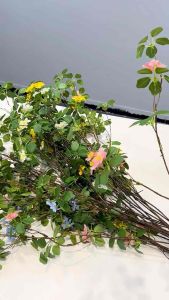 Cây xanh 4lá nhân tạo trang trí